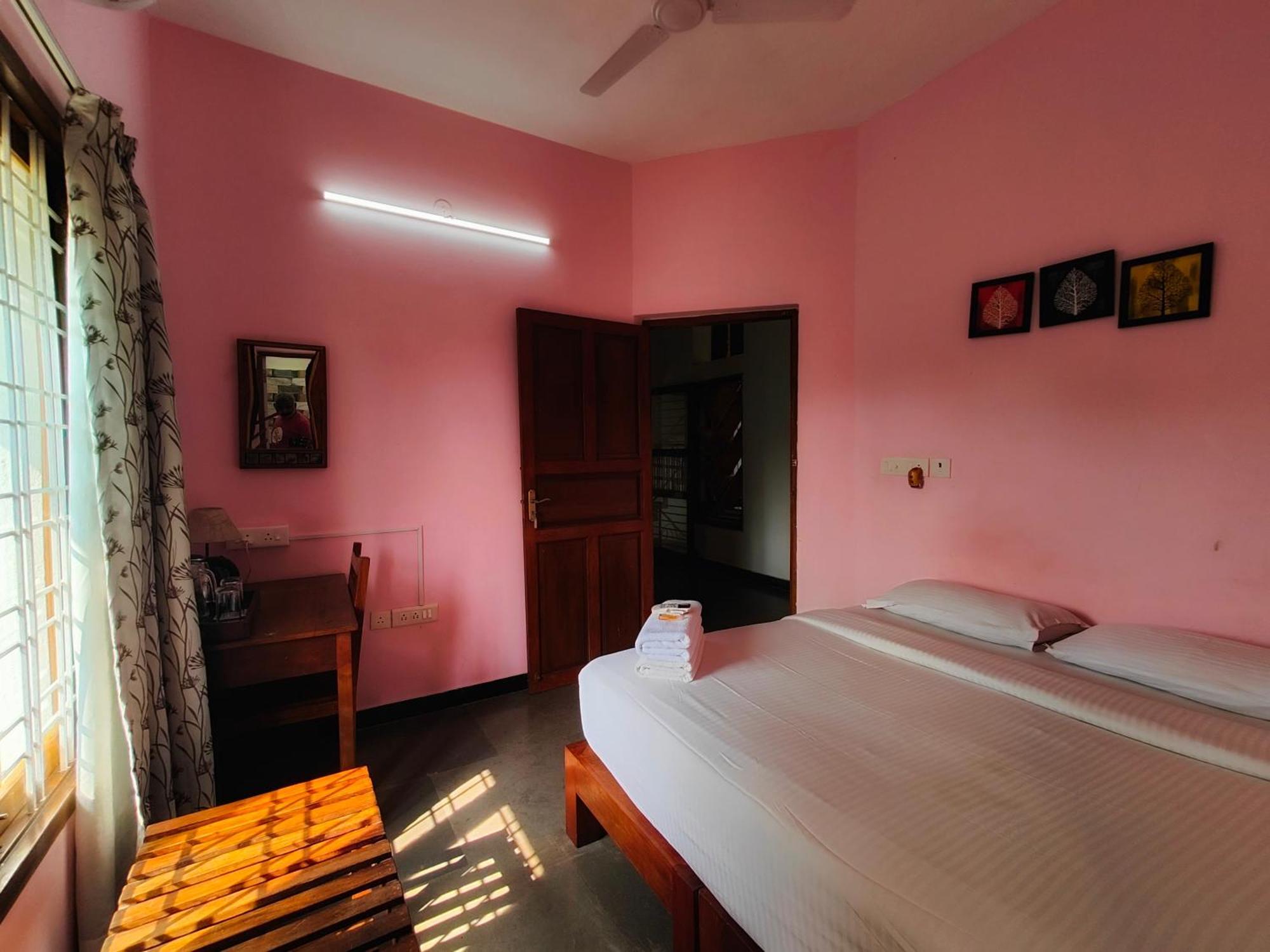 Sun Farm House Auroville Esterno foto