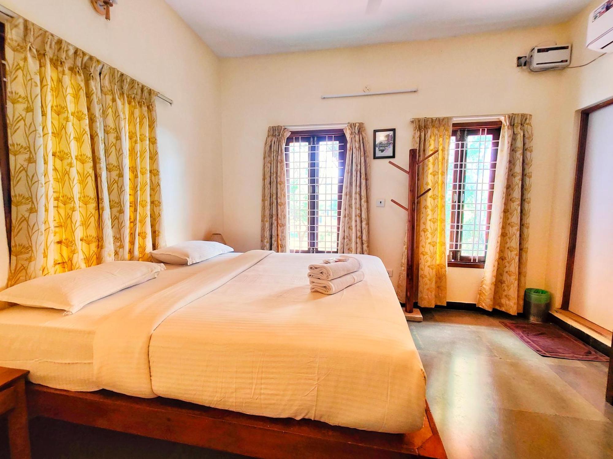 Sun Farm House Auroville Esterno foto